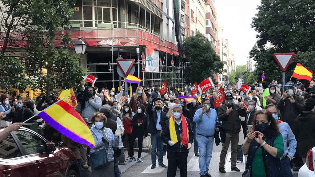 Alienza entre cayetanos y izuierda